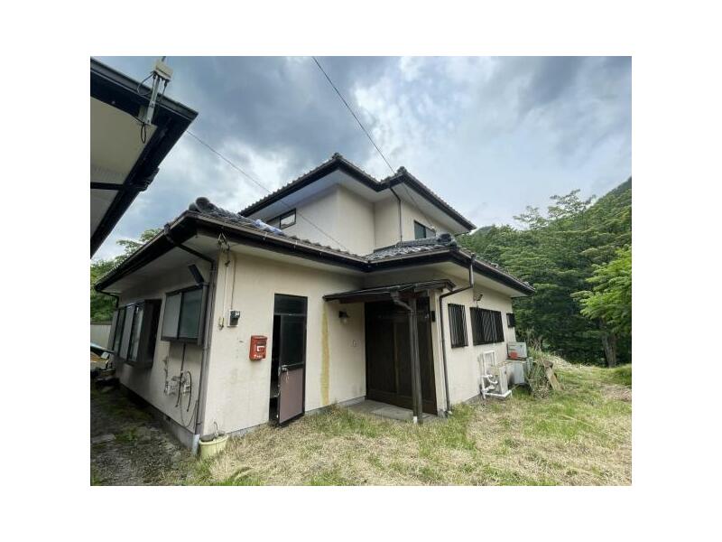 Nikko-shi, Ashio-cho Kamidaira (Mato station) 2F 5K

499,000 yen