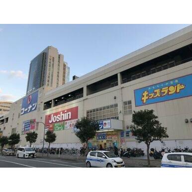 コーナン新大阪センイシティー店 距離：226m