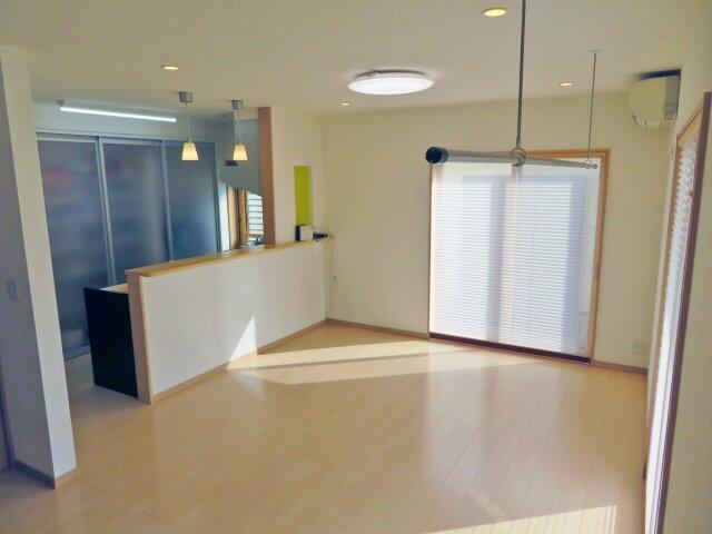 アットホーム】大津市 山百合の丘 （堅田駅 ） 2階建 4SLDK