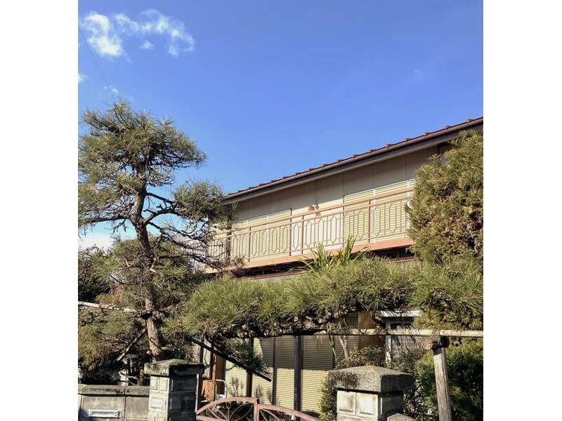 2-chome, Shiobe, Kofu-shi, Kofu (Kofu Station) 2F 6LK

Kofu station