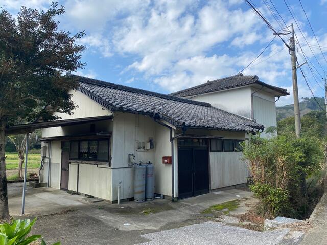 detached 串間市大字西方