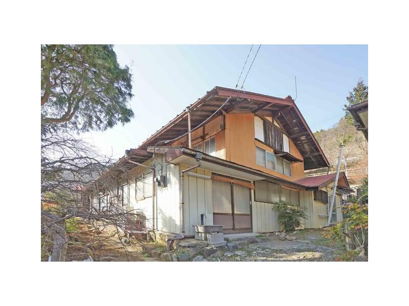 Otsuki-shi, Hatsukari-cho, Naka-Hatsukari (Hatsukari station) 2F 6K

2,000,000 yen