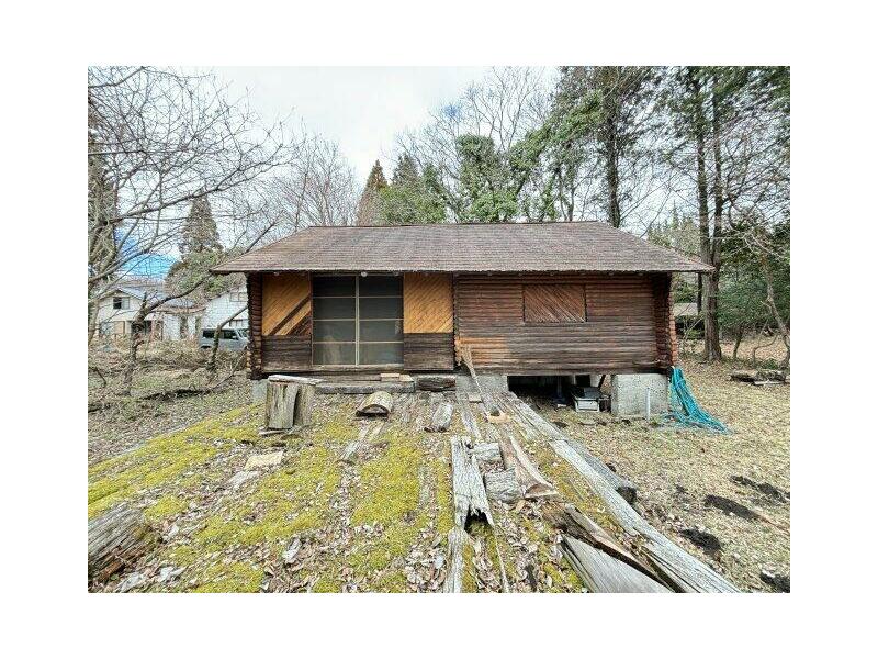 Takamori Town, Aso District, Oaza Iromi (Minami Aso Shirakawa Suigen Station) Single-story building, one room