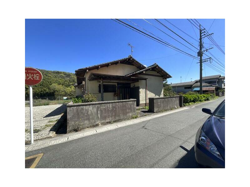 Tagawa City Oaza Inokuni 1st floor above ground, 1st floor below ground 4DK