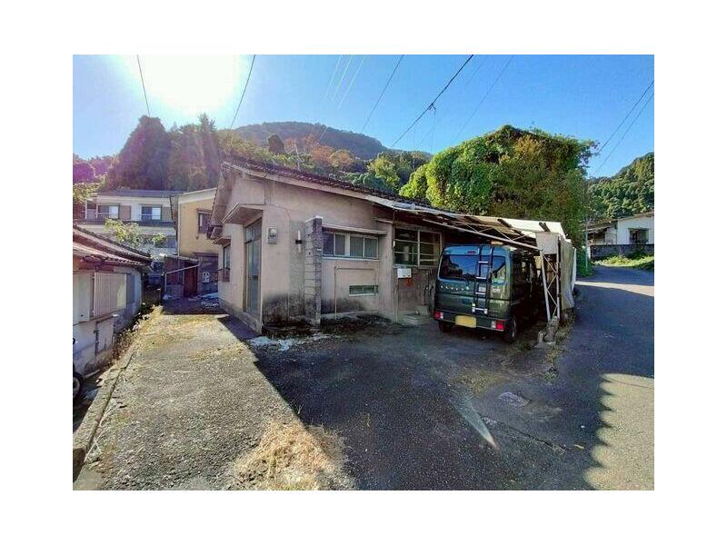 Asami 3-chome, Beppu-shi (Beppu Sta.) Single story house, 3DK

4,000,000 yen