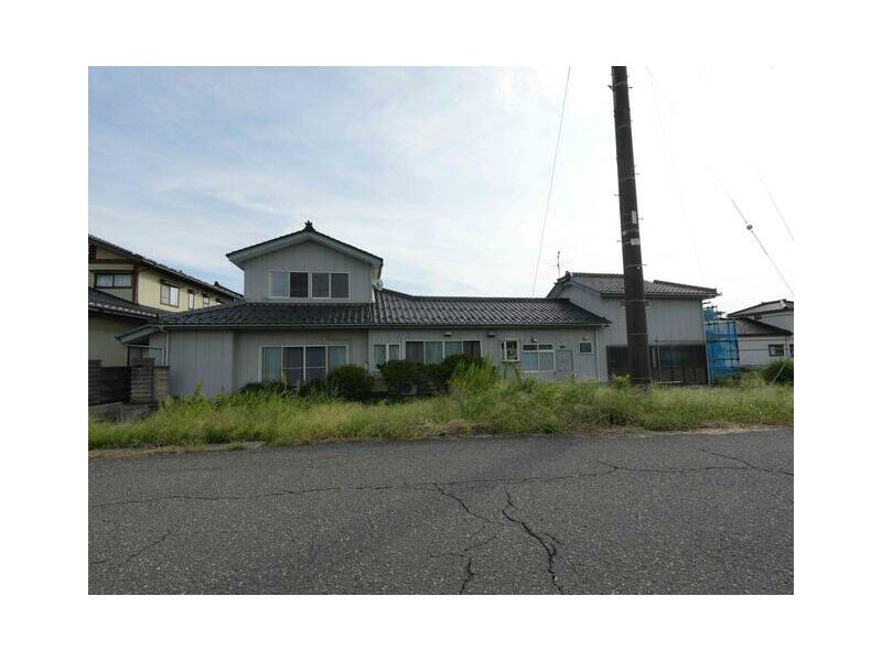 Sakata City, Okanome Aza Kawamae (Kitayome Station), 2-story, 6DK