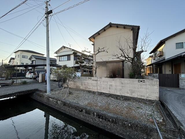 アットホーム】土佐市 高岡町乙 （波川駅 ） 2階建 6LDK