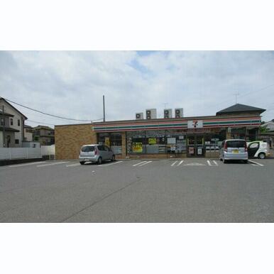 セブンイレブン川越笠幡店 距離:251m