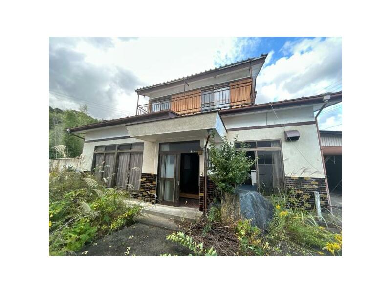 2F 5DK in Aza-Shinmine-mae, Onagawa, Kitakami-cho, Ishinomaki-shi, Miyagi (Kanomata Sta.)

3,000,000 yen