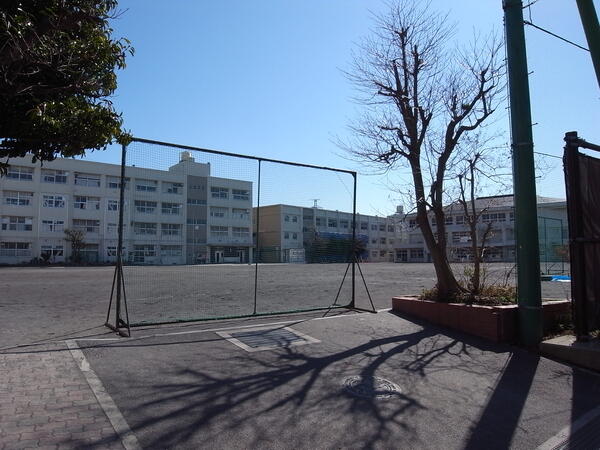 アットホーム 横浜市戸塚区 戸塚町 戸塚駅 2階建 ３ｌｄｋ 横浜市戸塚区の中古一戸建て 提供元 三井のリハウス戸塚センター 三井不動産リアルティ 株 一軒家 家の購入