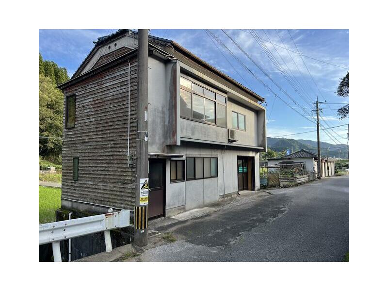 Saeki City, Yayoi Oaza Oda (Kamioka Station) 2F 4DK

1.3 million yen