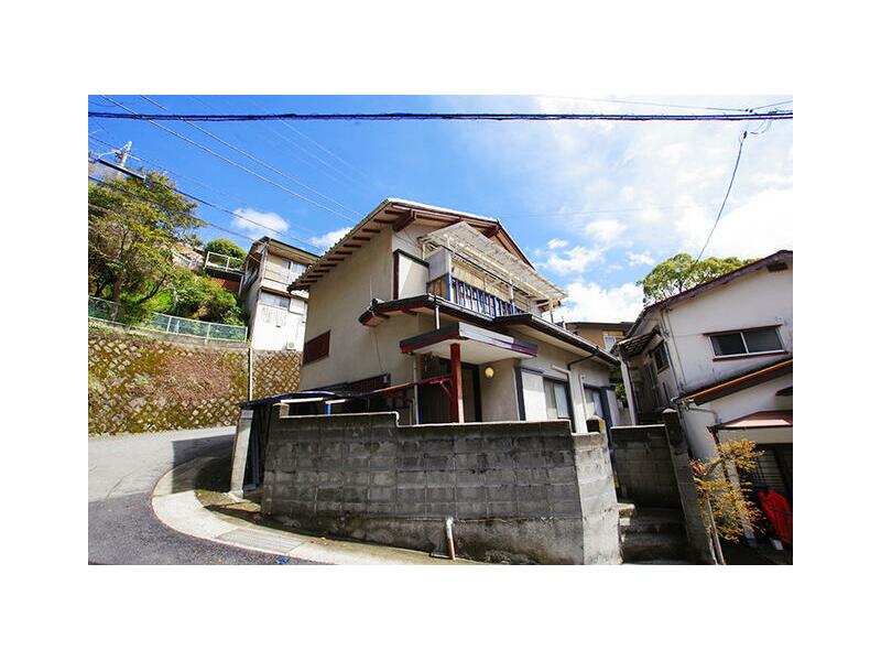 Atami City, Momiji-ga-oka Town (Kaminomiya Station) 2-story 4DK