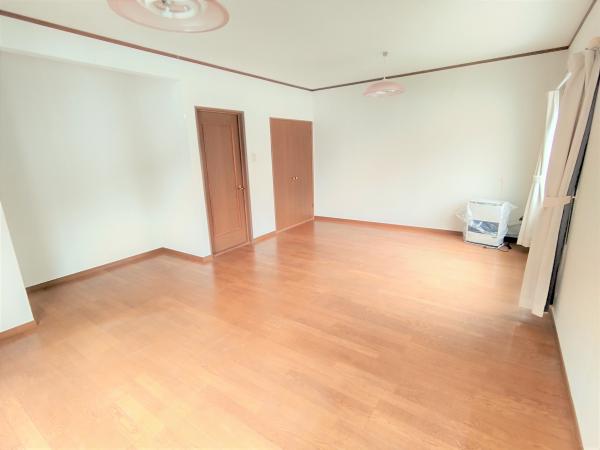 アットホーム 小樽市 入船４丁目 南小樽駅 3階建 ４ｌｄｋ 小樽市の中古一戸建て 提供元 株 カチタス 小樽店 一軒家 家の購入
