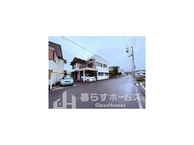 Konan City, Noichi-cho Doi (Yoshikawa Station) 2-story 7LDK