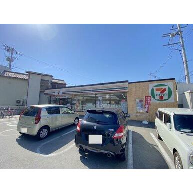 セブンイレブン 河内長野本町店 距離:886m