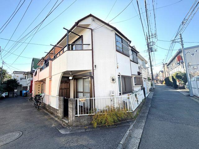 Cheap house for sale in Nakano, Tokyo