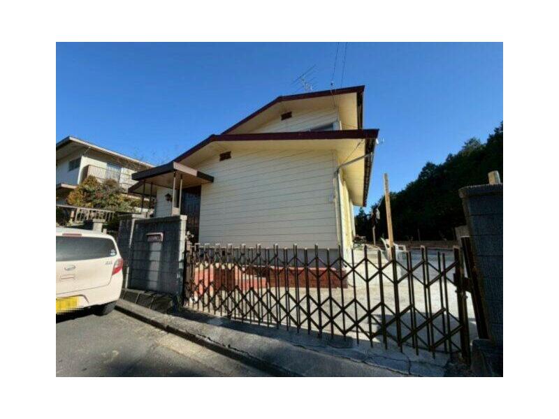 Ogawa-machi, Hiki-gun, Oaza Katsuro (Takezawa station) 2F 3LDK

5.8 million yen