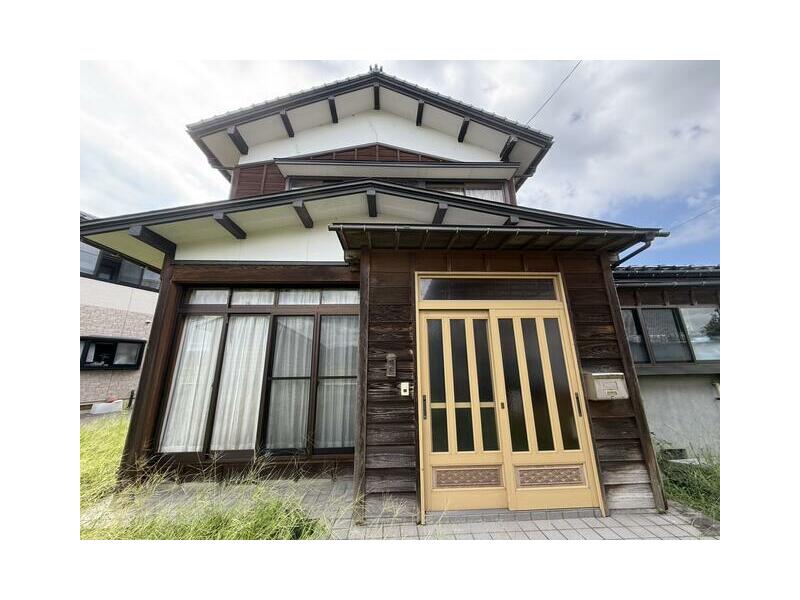 2-story building, 6DK in Otsuka, Kariwa Village (Kariwa Station)