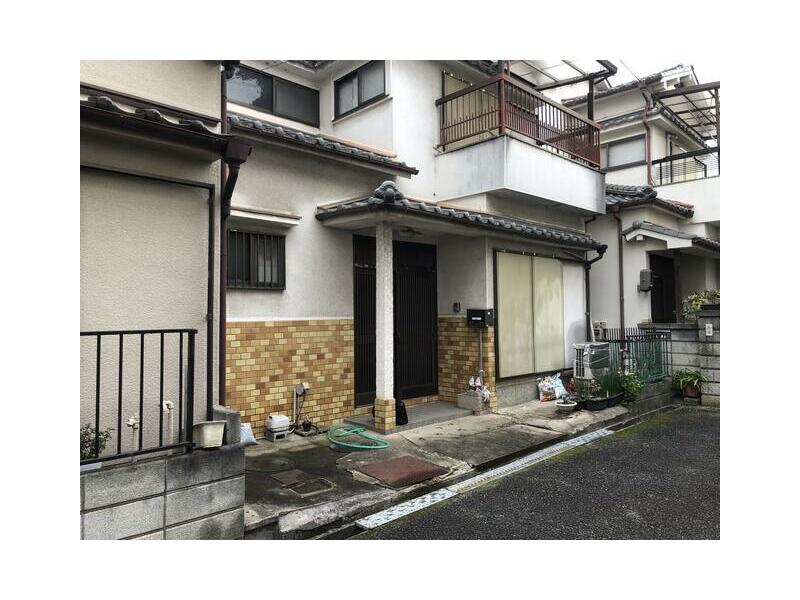Yamatotakada-shi, Yamatotakada Oaza-Katsume (Ukiko station) 2F 4DK

3.4 million yen