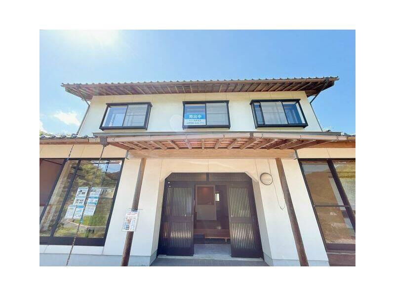 Unnan City, Kakeai-cho Kakeai (Kisuki Station) 2-story building 6SLDK
