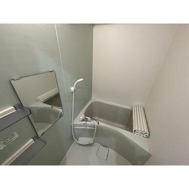 浴室乾燥機付き♪