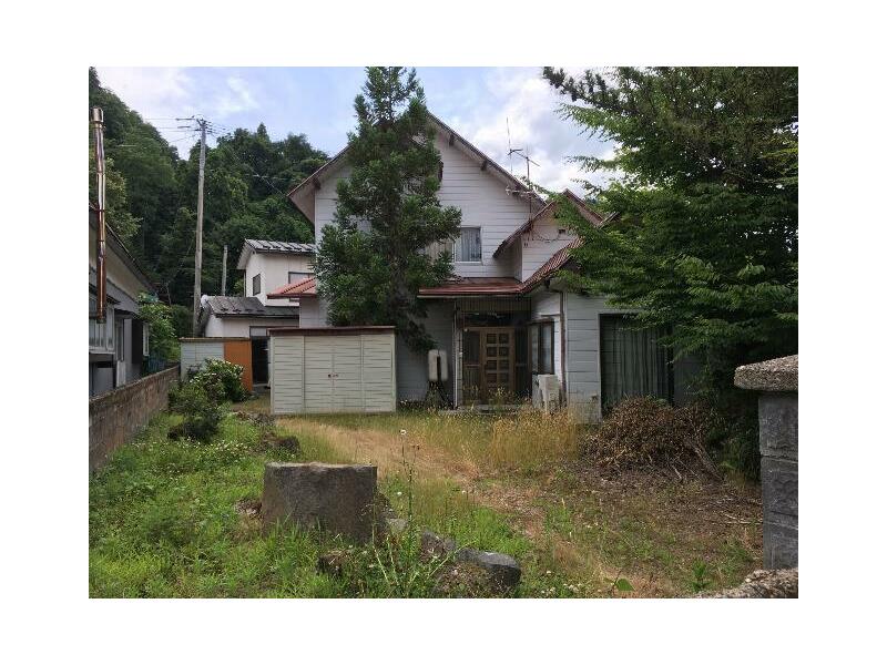 Osaki-shi, Naruko-onsen Aza Washinosu (Naruko-gotenyu station) 2F 4LDK

4 million yen