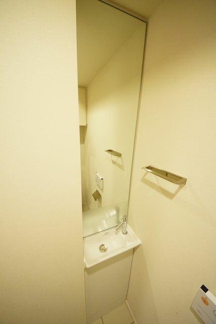 アットホーム ザ パークハビオ上野御徒町 ４０１ 提供元 株 タウンハウジング 秋葉原店 台東区の賃貸マンション