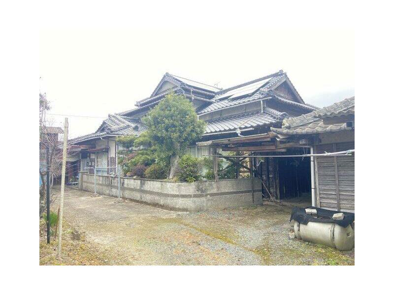 Nameishi, Tamana-shi, Kanagawa (Onoshita station) 2F 8DK

1,200,000 yen