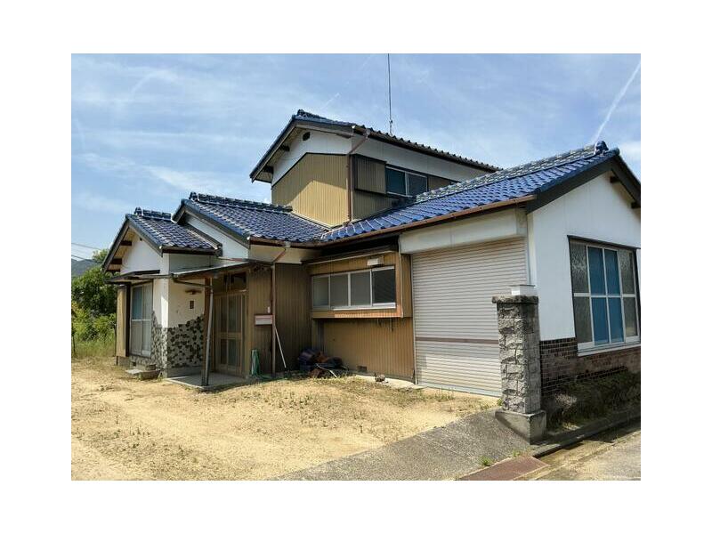 Higashikagawa City Hikida (Hikida Station) 2-story 5DK