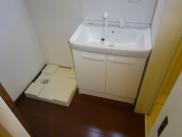 アットホーム ｃａｓａ ｃａｌｍａ カーサ カルマ １０５ 提供元 ホームメイトｆｃ ｊｒ茨木駅前店 大成住宅 株 茨木 市の賃貸アパート