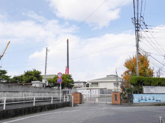 アットホーム ブルックリナイト唐人 101 2ldk 提供元 株 マイホーム情報不動産 開成支店 佐賀市の賃貸アパート アットホーム ブルックリナイト唐人 101 2ldk 提供元 株 マイホーム情報不動産 開成支店 佐賀市の賃貸アパート
