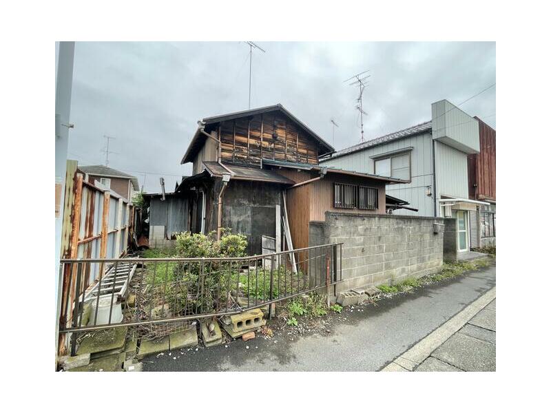 Hanyu-shi, Hanyu Chuo 2-chome (Hanyu Sta.) 2F 3DK

4,980,000 yen