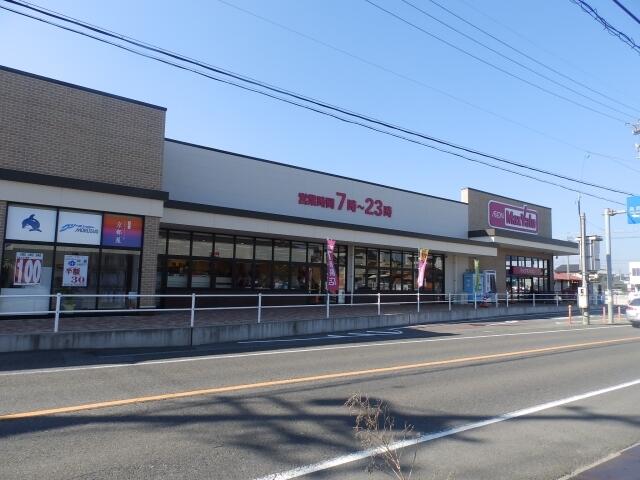アットホーム ルミエール栄 １０１ ２ｌｄｋ 提供元 株 賃貸メイト 鈴鹿中央店 鈴鹿市の賃貸マンション