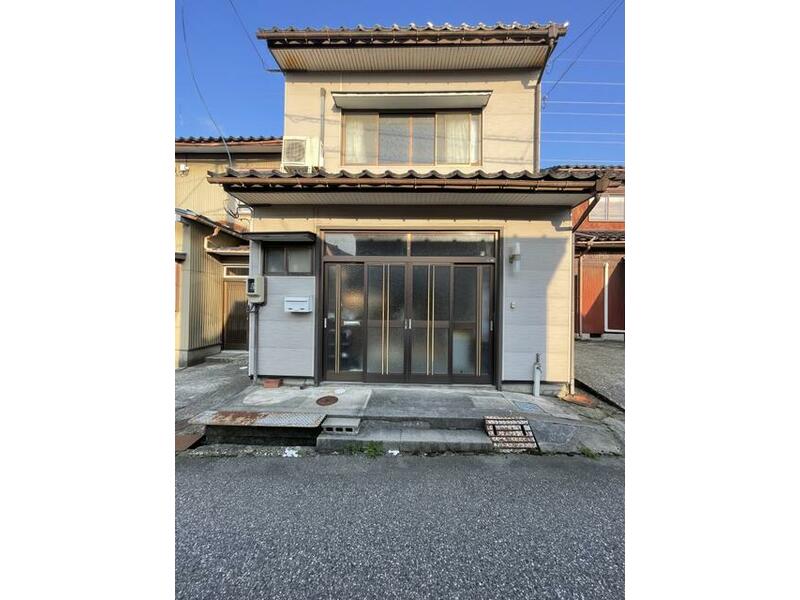 Takaoka City, Iguchi Hon-e (Etchu Nakagawa Station) 2-story building 5DK