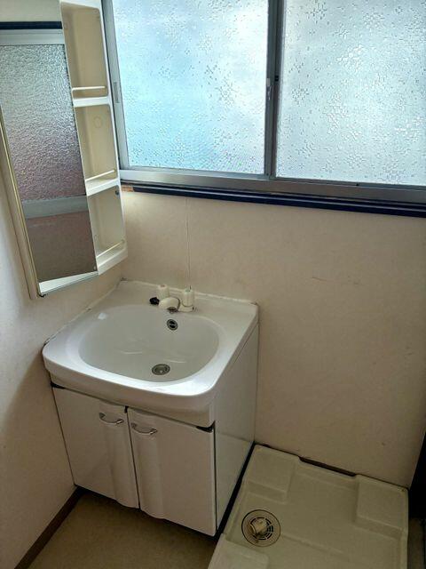 Okayama City, Naka Ward, Kuratomi (near Okayama Station) 2-story building, 5LDK &mdash; photo 8