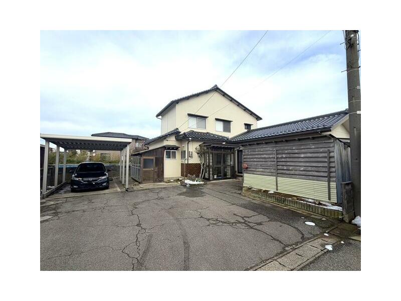 Hakui City, Chisato Hama Town (Hakui Station) 2-story 7DK