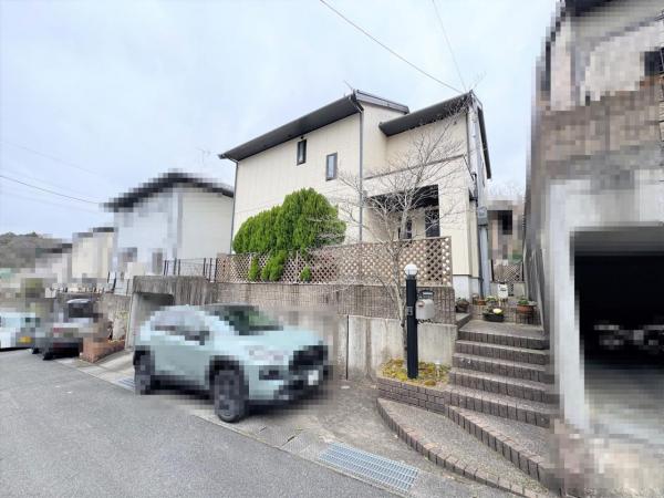 アットホーム】亀岡市 東つつじケ丘曙台4丁目（馬堀駅） 2階建