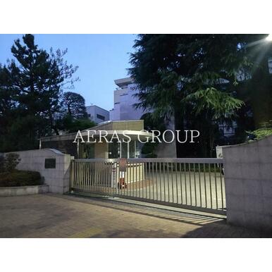 桐朋学園芸術短期大学 距離：707m