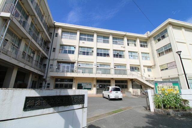 アットホーム】鎌倉市 城廻 (大船駅 ) 2階建 6SLDK アットホーム】鎌倉市 城廻 (大船駅 ) 2階建 6SLDK