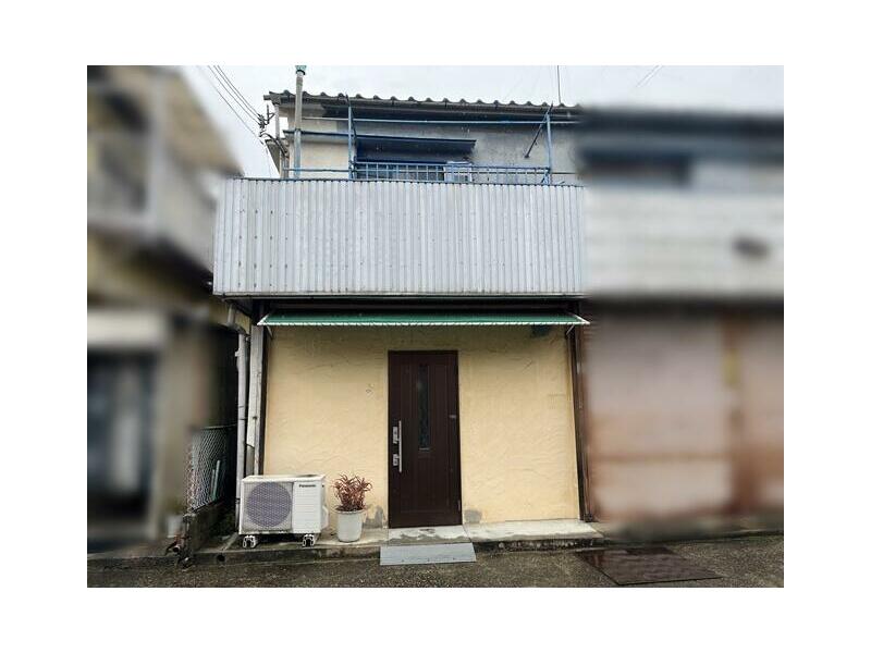 Yamatotakada-shi, Yamatotakada Oaza Oya （Chikuyama station） 2F 3DK

3,000,000 yen