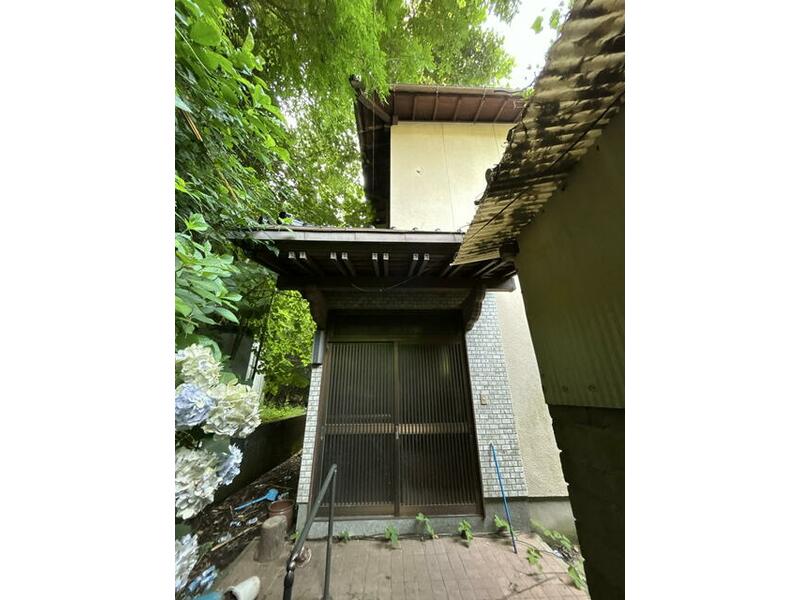 2-story building, 4K in 1 Chome, Narutake, Moji Ward, Kitakyushu City