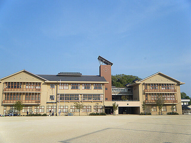 アットホーム 彦根市 西沼波町 彦根口駅 2階建 ４ｌｄｋ 彦根市の新築一戸建て 提供元 ハウスドゥ 彦根店 株 まごころ住宅 彦根支店 一軒家 家の購入