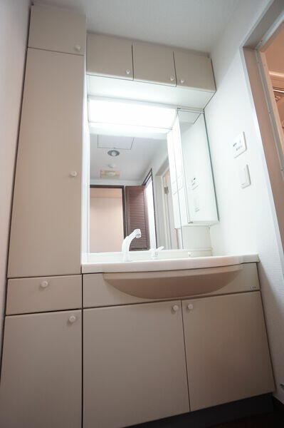 アットホーム 新宿アイランドレジデンス 7階 ２ｌｄｋ 提供元 三井不動産リアルティ 株 新宿賃貸センター 三井のリハウス 新宿 区の賃貸マンション