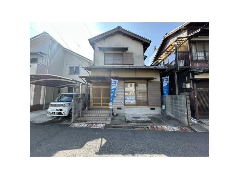 Imabari-shi, Imabari 6-chome Honmachi (Imabari station) 2F 3LDK

4.99 million yen