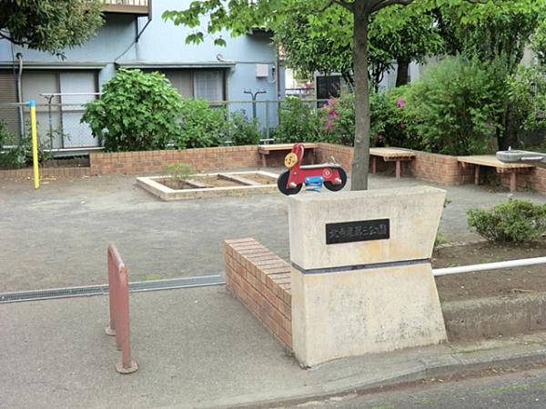 アットホーム 横浜市鶴見区 上の宮1丁目 菊名駅 2階建 5ldk 1067196958 横浜市鶴見区の中古一戸建て 提供元 朝日土地建物 株 横浜支店 営業1課 一軒家 家の購入