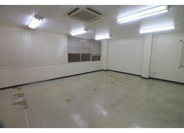 アットホーム 江坂中央ビル 3階の貸店舗 事務所 提供元 株 ナウ 江坂ギャラリー 吹田市の貸店舗