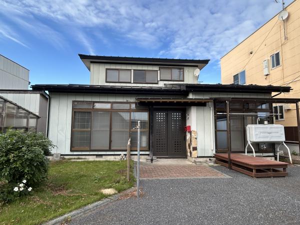 Cheap house for sale in Kamikita, Aomori