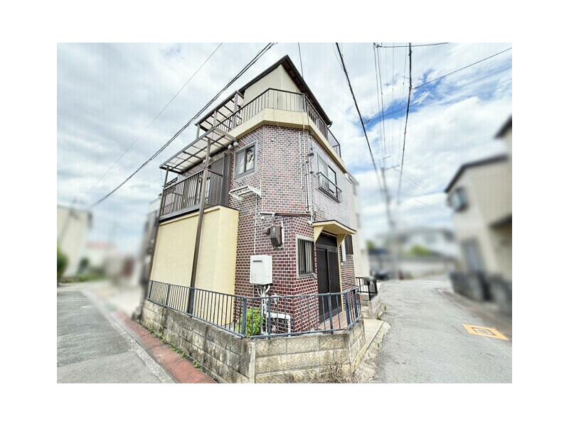 3-story building, 4K, 2-chome, Kuwazu, Itami City (Itami Station)