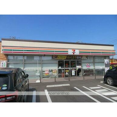 セブンイレブン 距離:111m