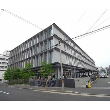 阪急オアシス　西院店 距離：290m